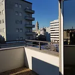 The Gate Гостевой дом Порту
