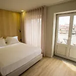 The Gate 4* 포르투