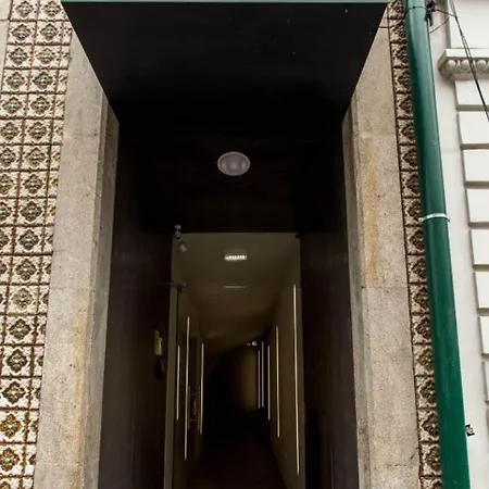 The Gate 4*
