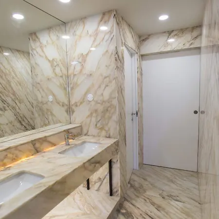 The Gate Gasthuis Porto